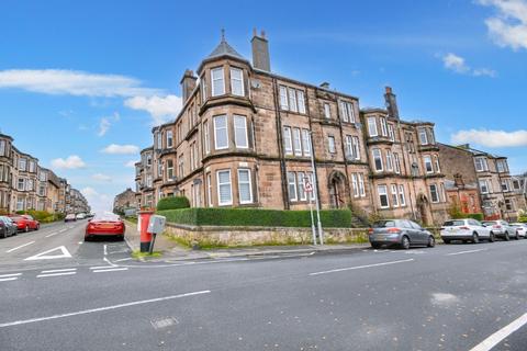 2 bedroom flat to rent, John Street, Inverclyde, Gourock, PA19