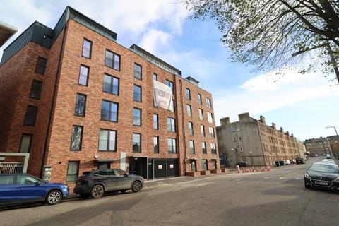 2 bedroom flat to rent, Logie Green Road, Edinburgh, City of Edinburgh, EH7