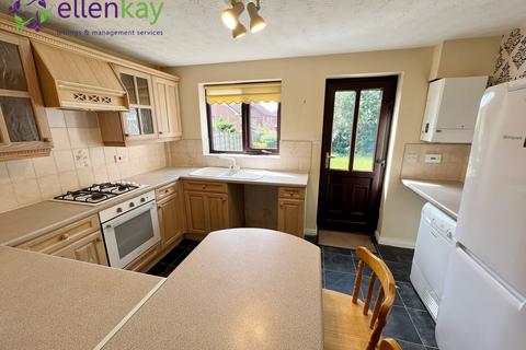 4 bedroom detached house to rent, Buckley Chase, Milnrow OL16