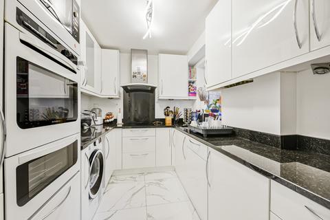 2 bedroom flat to rent, Cecil Court, 2 Acol Road, London