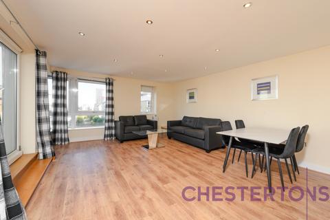 2 bedroom flat to rent, Wingfield Court, Newport Avenue