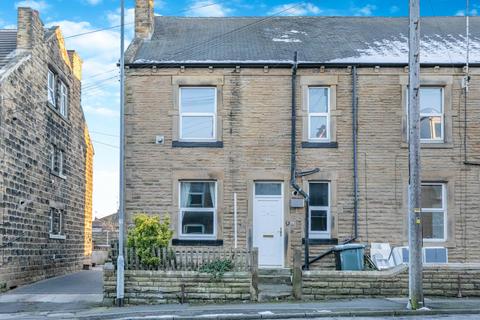 2 bedroom terraced house to rent, Peel Street, Morley