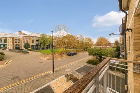 3 bedroom end of terrace house for sale, Napier Avenue, London