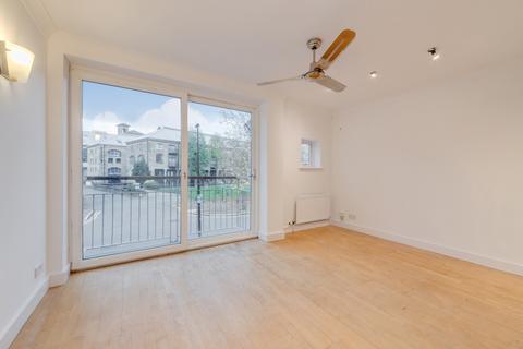 3 bedroom end of terrace house for sale, Napier Avenue, London