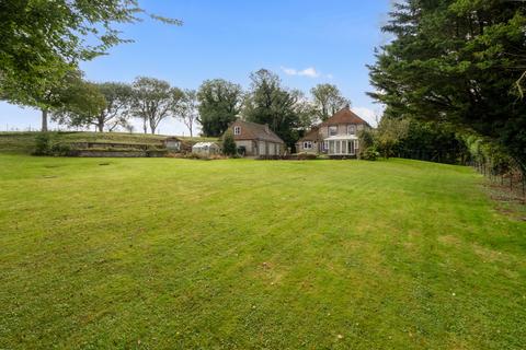 4 bedroom detached house to rent, East Meon, Petersfield, Hampshire, GU32