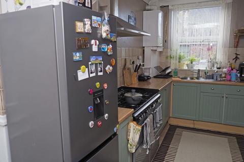 15 Earlesmere Avenue, Doncaster, DN4 0QD