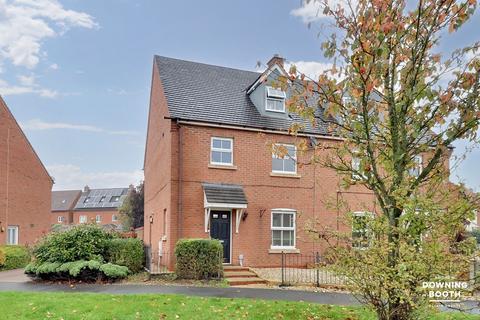 4 bedroom semi-detached house for sale, Deykin Road, Lichfield WS13