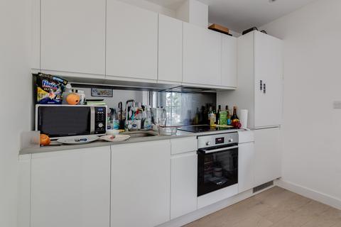 1 bedroom flat to rent, New Apex Court, 47 Grange Walk, London