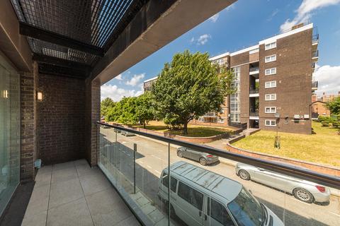 1 bedroom flat to rent, New Apex Court, 47 Grange Walk, London