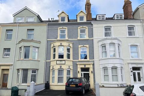 8 bedroom terraced house for sale, 38 Lloyd Street, Llandudno, Gwynedd, LL30 2YG