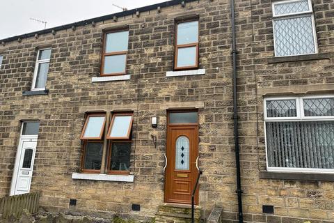 3 bedroom terraced house to rent, Barrett Street, Silsden