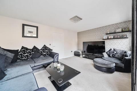 4 bedroom end of terrace house for sale, St. Andrews Walk, Newton Kyme, Tadcaster