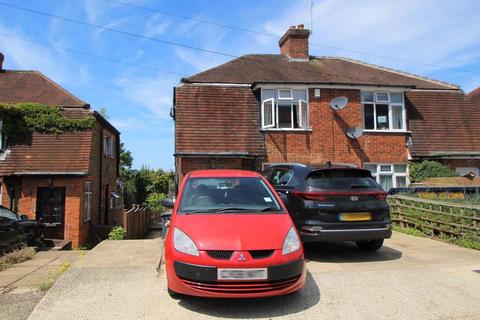 2 bedroom semi-detached house to rent, Greaves Road, High Wycombe HP13