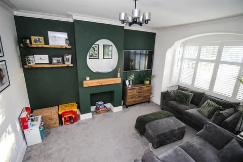 3 bedroom house for sale, Victoria Drive, Leigh-On-Sea