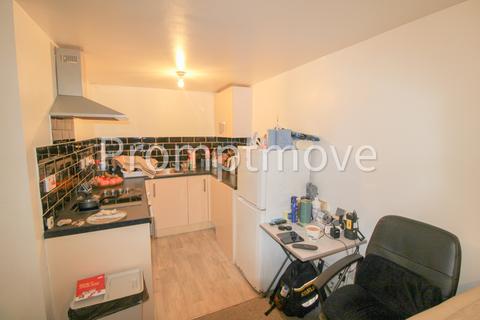 1 bedroom flat to rent, 31-33 Crescent Road Luton LU2 0AN