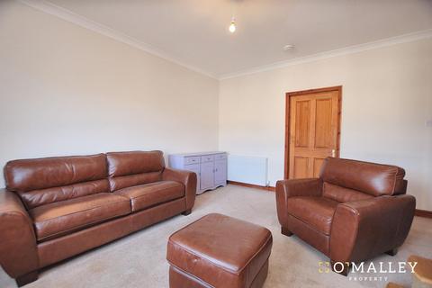 2 bedroom flat to rent, Blackfaulds Street, COALSNAUGHTON