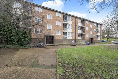 3 bedroom apartment for sale, Benton's Lane, London