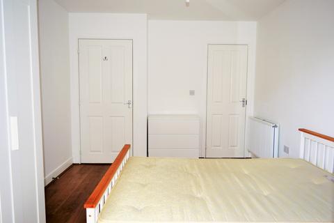 2 bedroom apartment to rent, Academy Way, Dagenham RM8