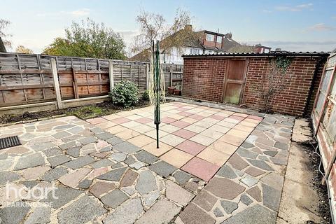 3 bedroom semi-detached house for sale, Brunswick Gardens, Hainault