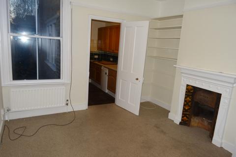 3 bedroom semi-detached house to rent, Avenue Road, Kingston upon Thames,  KT1 2RB