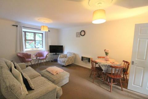 2 bedroom maisonette to rent, Stratford Road, Shirley