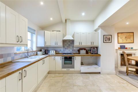 4 bedroom end of terrace house for sale, Chester Street, Cirencester, Gloucestershire, GL7