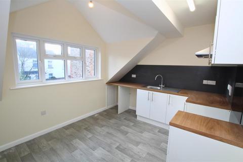 2 bedroom apartment to rent, High Street, Ilfracombe EX34