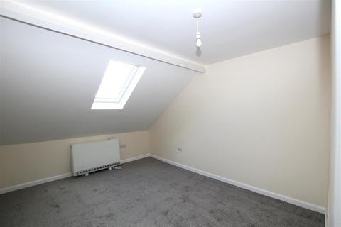 2 bedroom apartment to rent, High Street, Ilfracombe EX34