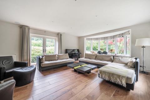 5 bedroom detached house for sale, New Road, Godalming GU8