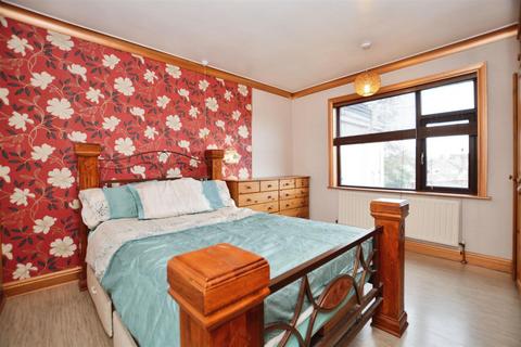 181 Burringham Road, Scunthorpe, DN17 2DF