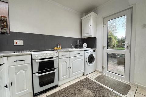 46 Holmesfield Road, Birmingham, B42 2DJ