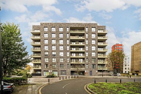 1 bedroom flat for sale, Palmerston Road, London W3