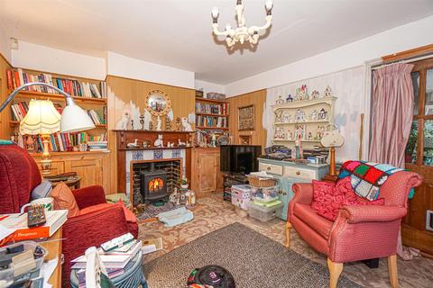 3 bedroom cottage for sale, Old London Road, Hastings