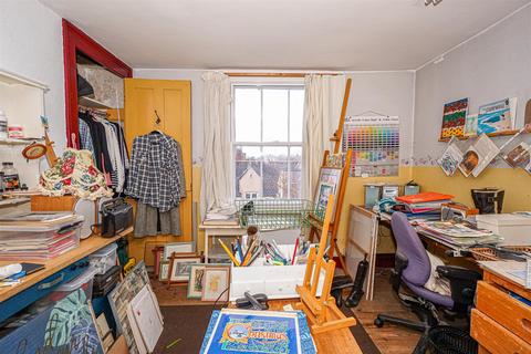 3 bedroom cottage for sale, Old London Road, Hastings