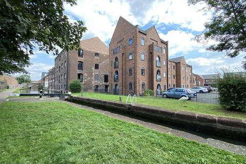 2 bedroom apartment for sale, Argyle Close, Stourbridge, DY8 4XT