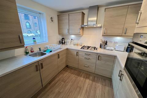 2 bedroom apartment for sale, Argyle Close, Stourbridge, DY8 4XT