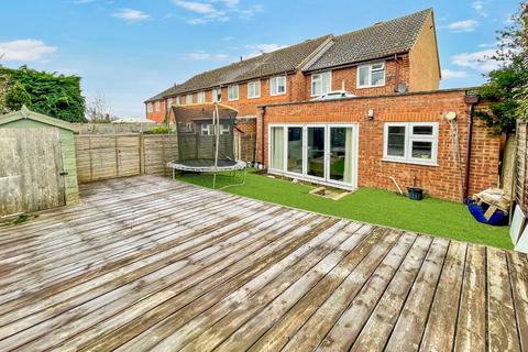 3 bedroom end of terrace house for sale, Kidner Close, Luton, Bedfordshire, LU2 7SX