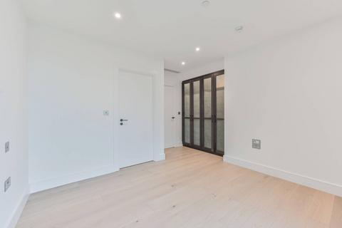 2 bedroom flat to rent, Fitzroy House, Prince of Wales Drive, Battersea Power Station, London, SW11