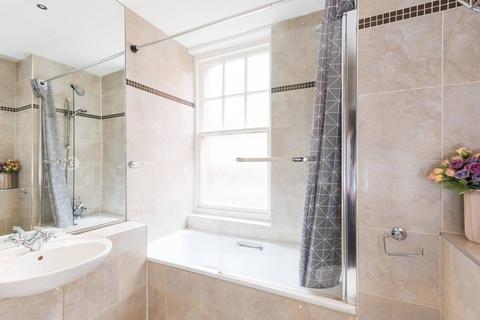 2 bedroom flat to rent, Kensington High Street, Kensington, London, W8