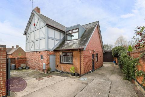 4 bedroom detached house for sale, Queens Road North, Eastwood, Nottingham, NG16