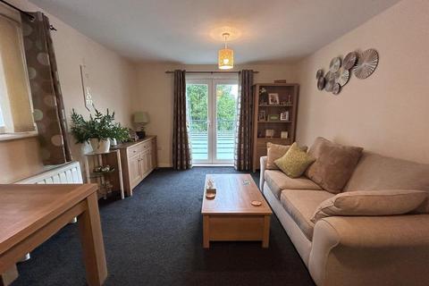 2 bedroom apartment to rent, Stonemere Drive, Radcliffe, M26 1QY