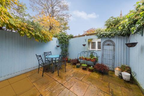 2 bedroom terraced house for sale, Plough Lane,  London, SE22