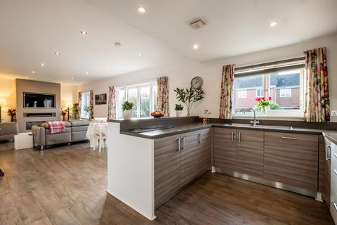 4 bedroom detached house for sale, Victory Boulevard, Lytham, FY8