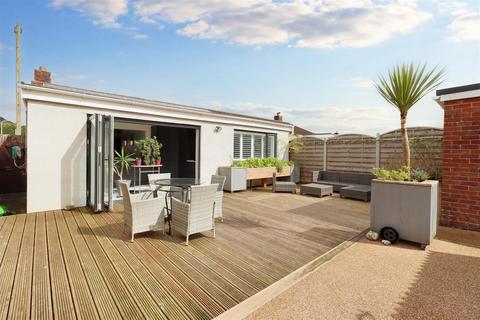 6 Clover Close, Clevedon, BS21 6EB