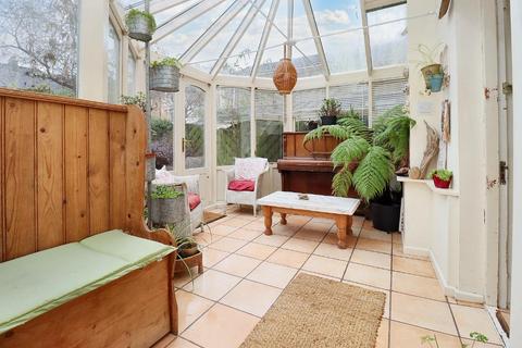 10a Alexandra Road, Clevedon, BS21 7QE