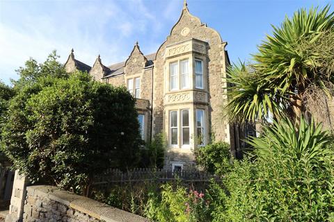 3 bedroom apartment for sale, Situated between Clevedon Seafront & Town Centre