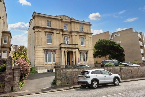 1 bedroom apartment for sale, Immediate to Clevedon promenade