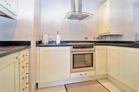 1 bedroom apartment for sale, Immediate to Clevedon promenade