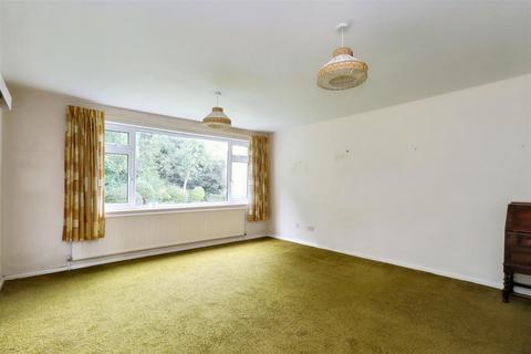 2 bedroom flat for sale, Immediate to Clevedon seafront