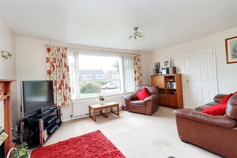 49 Ash Grove, Clevedon, BS21 7JZ